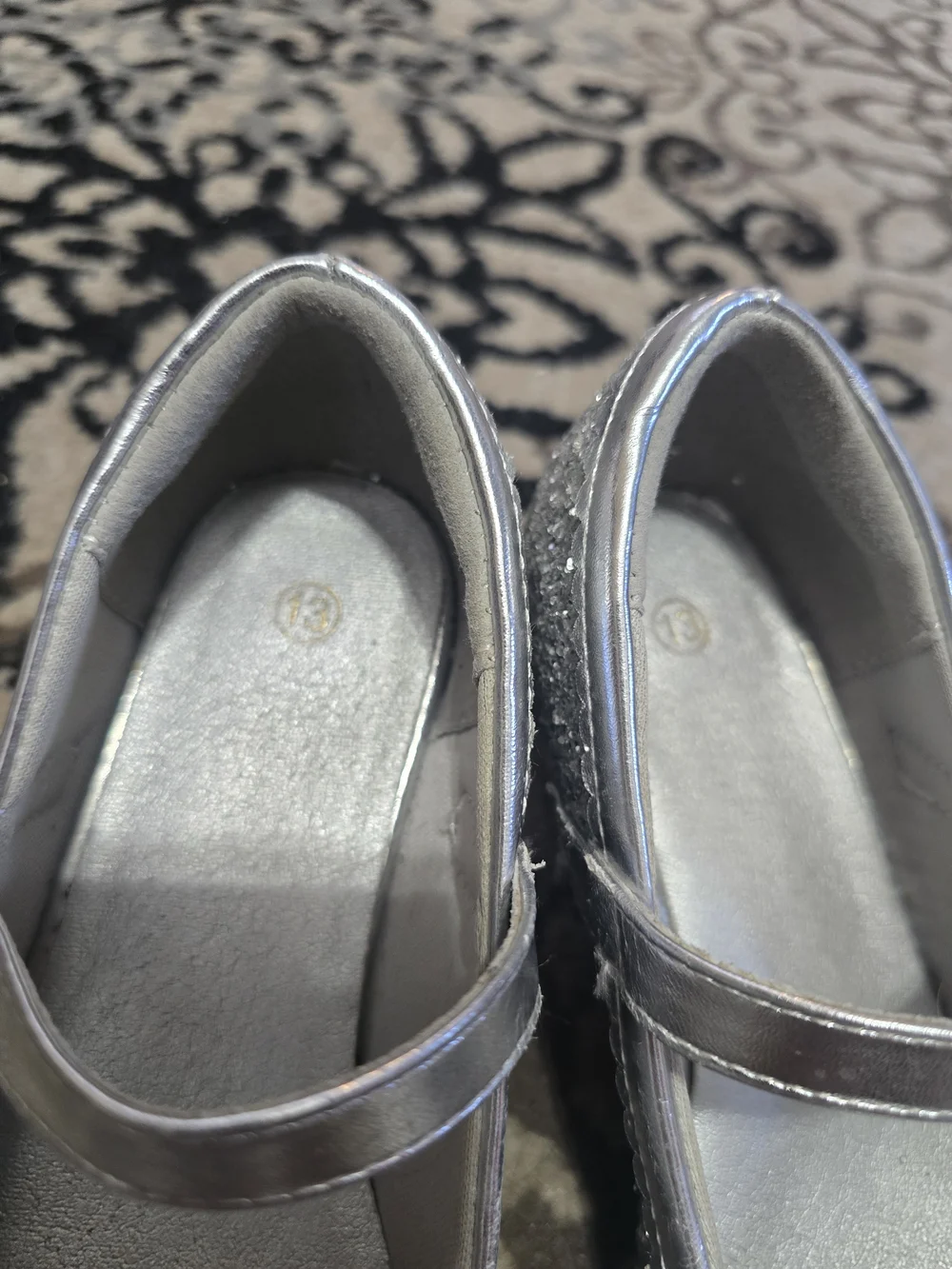 Girls Silver Glitter Mary Jane Dress Shoes